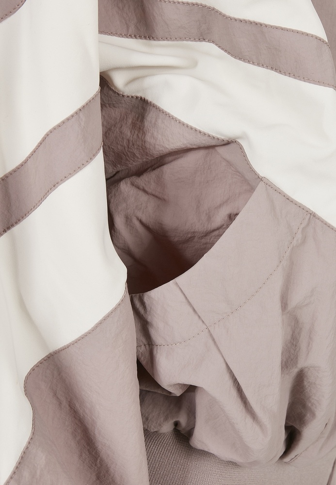 UrbanClassicsDamenJackeLadiesCrinkleBatwingJacketDuskroseWhitesand-3XL