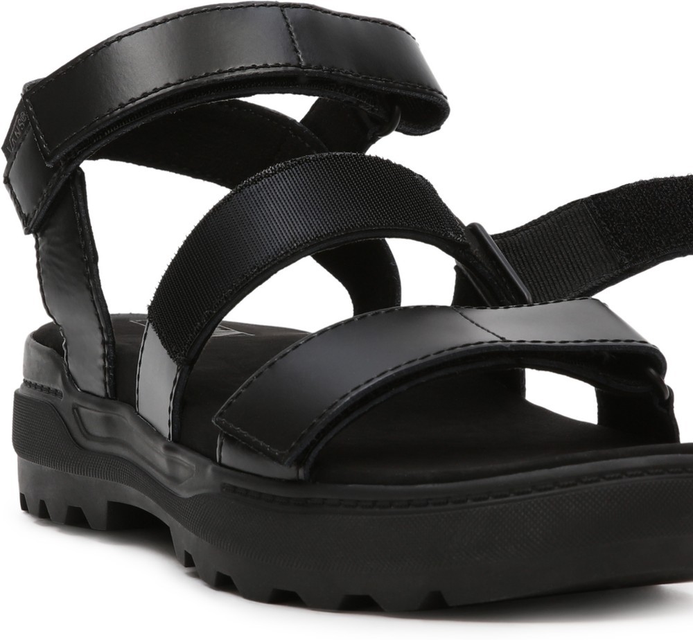 VansDamenWomenActionSportsSurfFTWSneakerWmColfaxSandalBlack