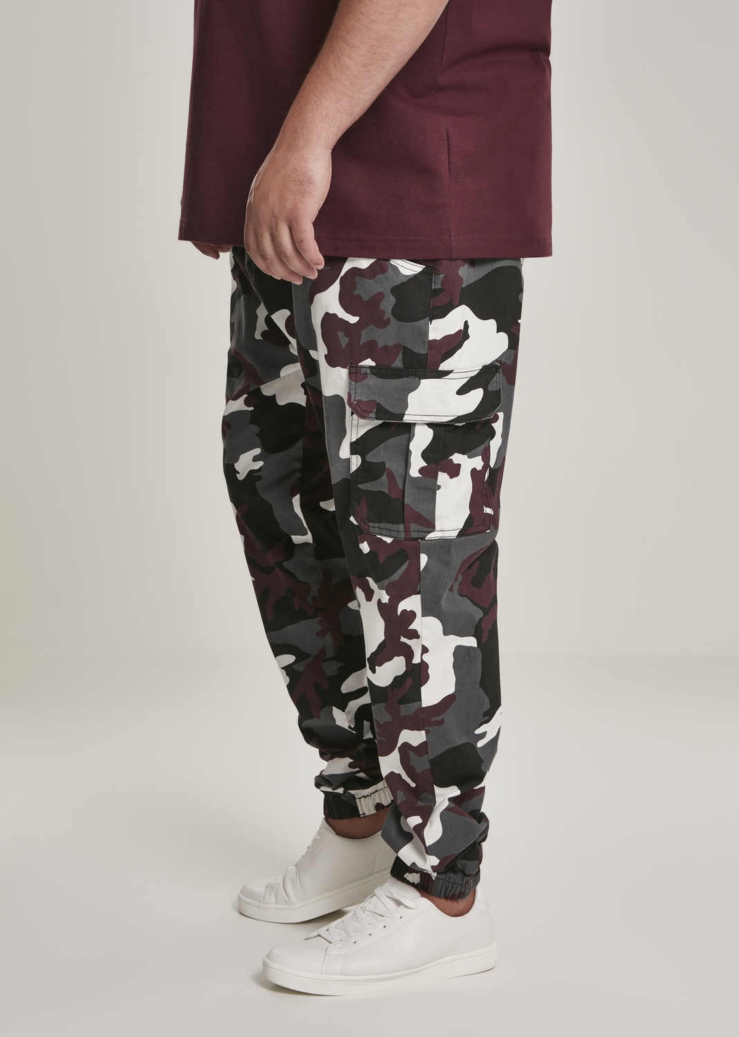 UrbanClassicsHoseCamoCargoJoggingPants20WineCamouflage-28