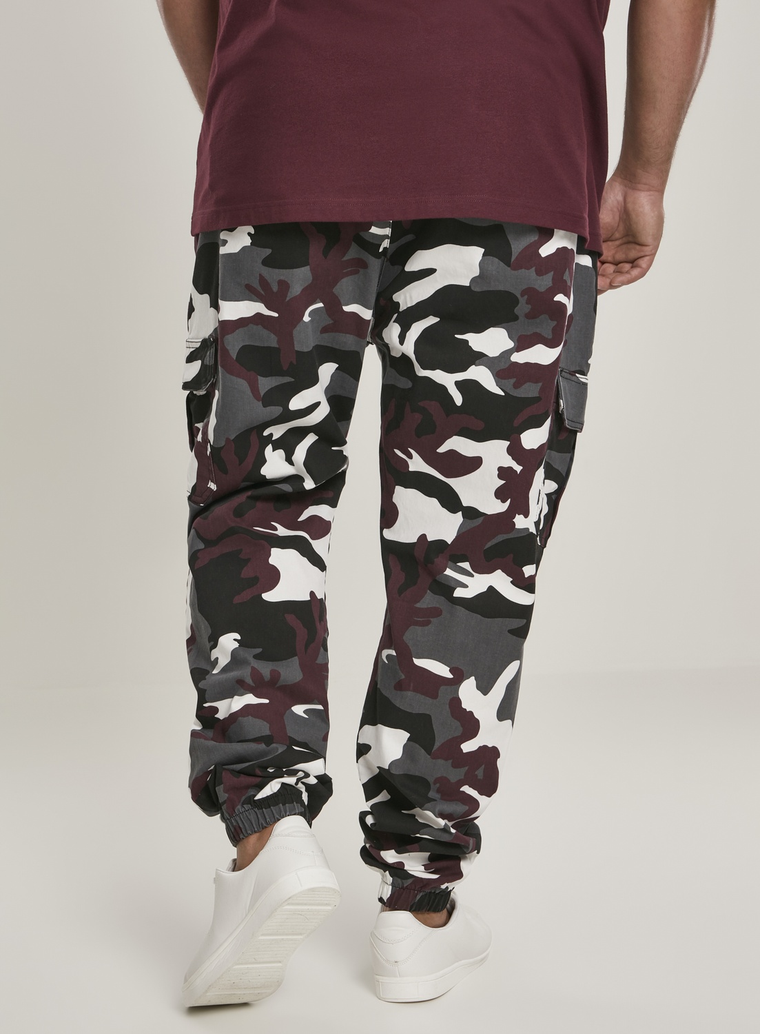 UrbanClassicsHoseCamoCargoJoggingPants20WineCamouflage-28