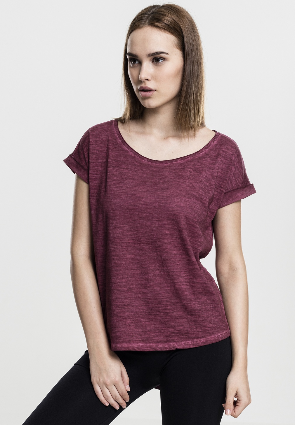 UrbanClassicsFemaleShirtLadiesLongBackShapedSprayDyeTeeBurgundy-L