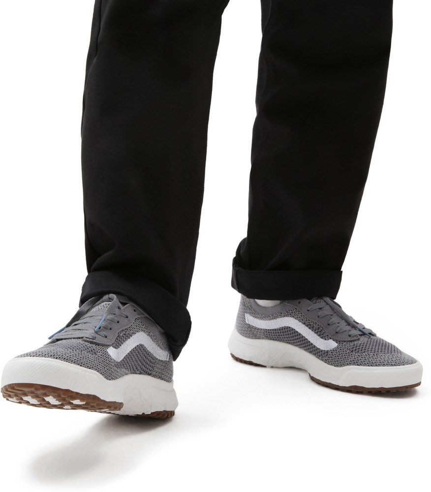 VansUnisexMenActionSportsSurfFTWSneakerUaUltrarangeVr3GrayMulti