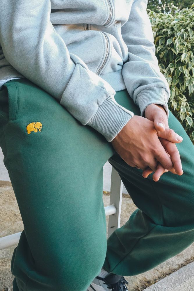 TrendsplantHoseOrganicEssentialSweatpantsGreenerPasturesGreen-S