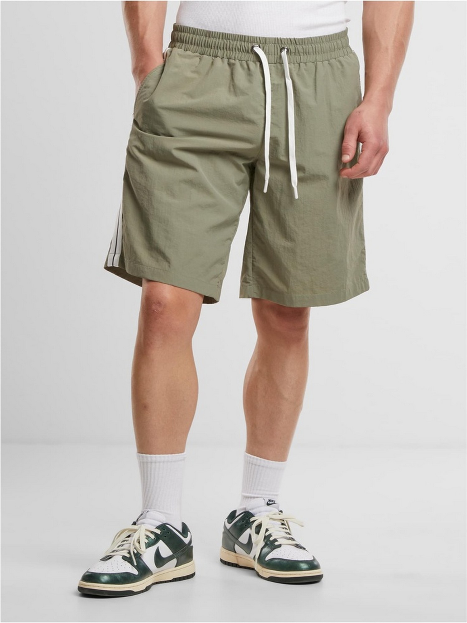 UrbanClassicsBadeshortsBoardShortsWithPatchedStripeTB7397Paleolive-3XL