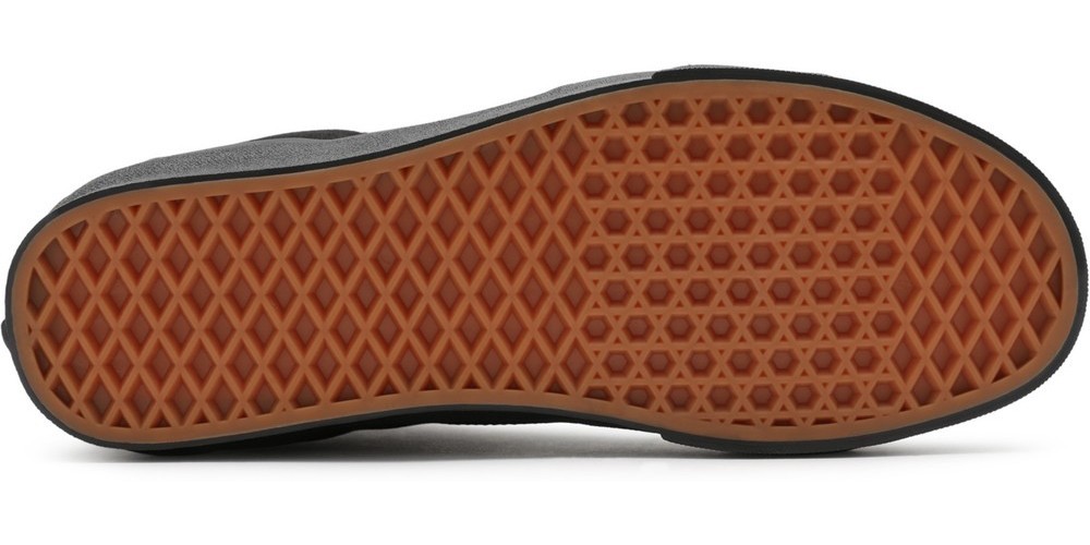 VansUnisexLifestyleClassicFTWSneakerUaSk8-HiBlackBlackBlack