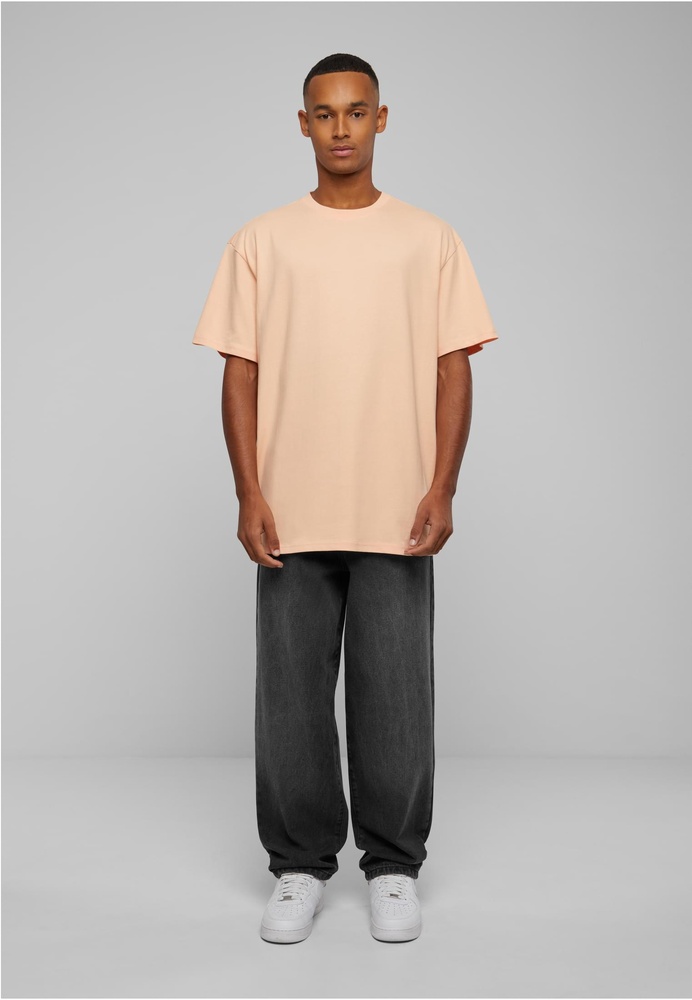 UrbanClassicsHeavyOversizedTeeTB1778Softapricot-3XL