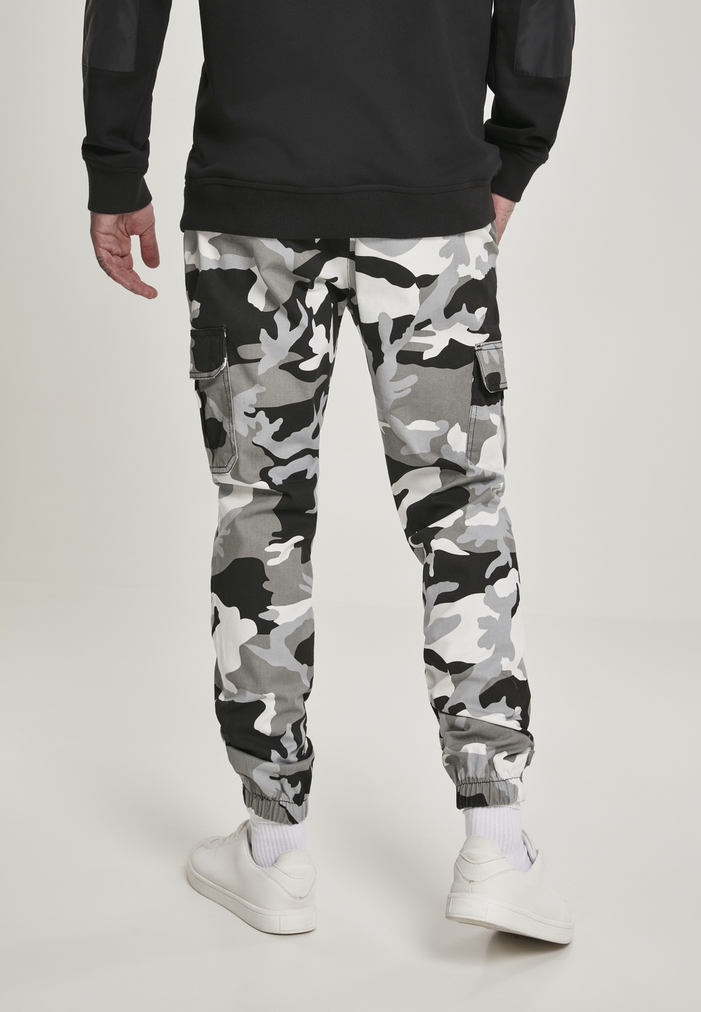 UrbanClassicsHoseCamoCargoJoggingPants20SnowCamouflage-28