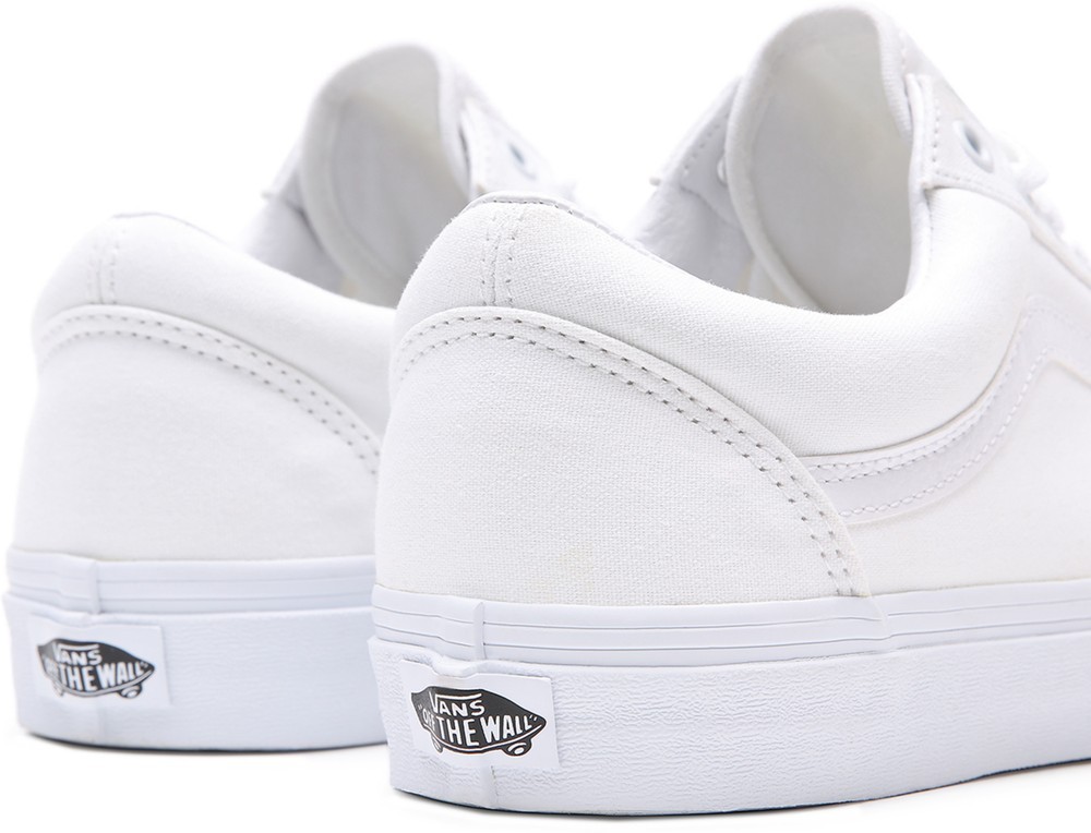 VansUnisexLifestyleClassicFTWSneakerUaOldSkoolTrueWhite-345